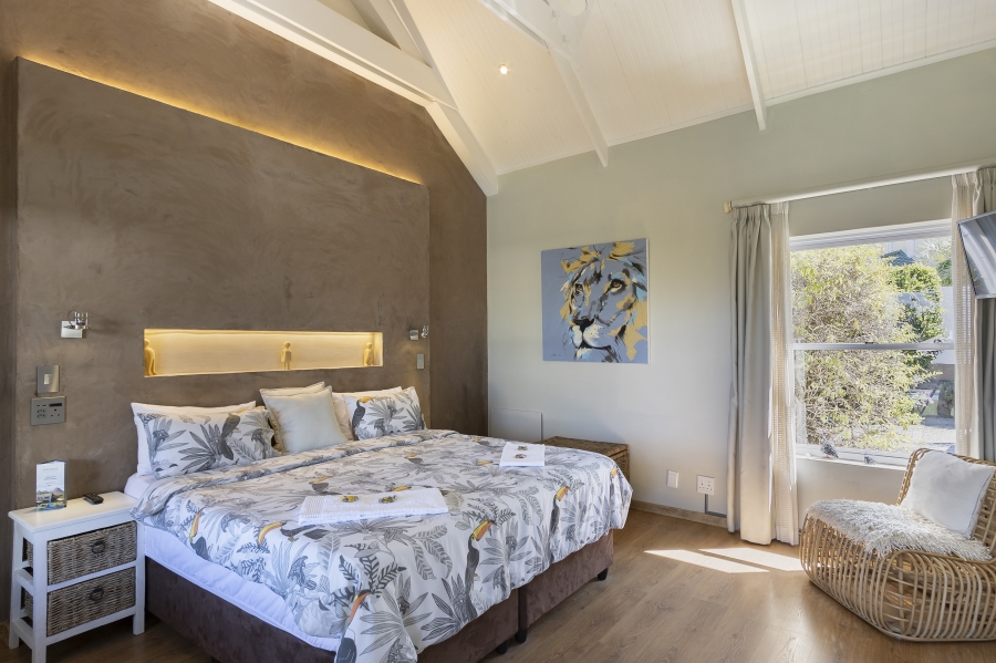 6 Bedroom Property for Sale in La Concorde Western Cape